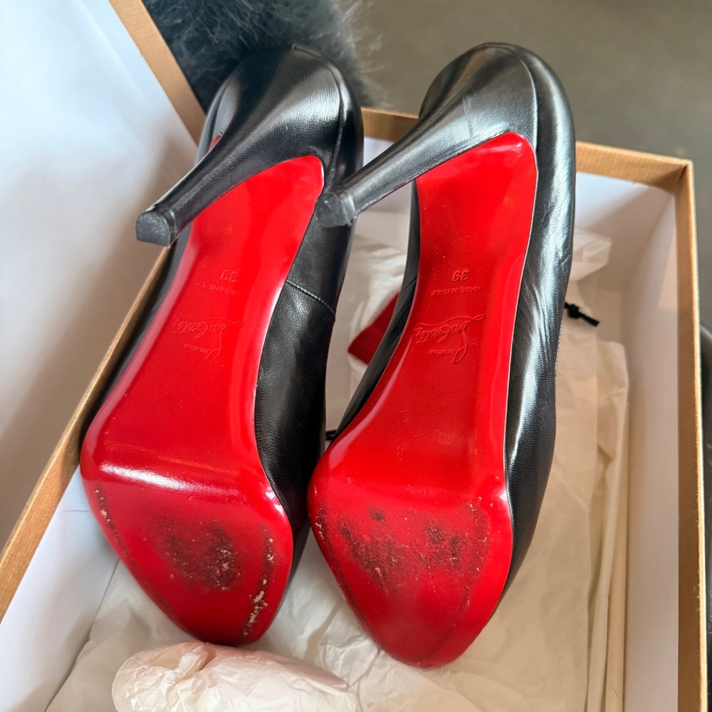 💯Authentic Very Prive 120 Leather Christian Louboutins - Size 39 - Good Cond. - Picture 3 of 16
